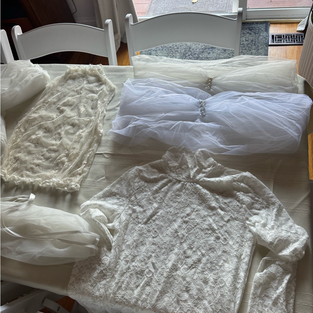 Lot of bridal / wedding toppers, straps, bolero, sleeves, cover etc. - Picture 2 of 8